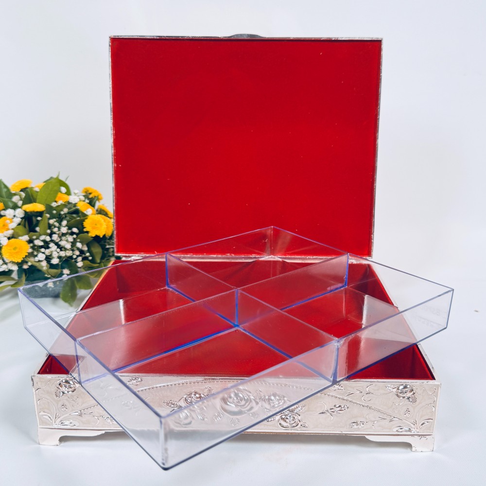 Rectangle 4 Partition Box 